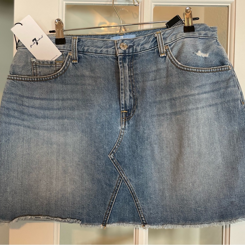 NWT 7 for all Mankind Size 32 denim skirt